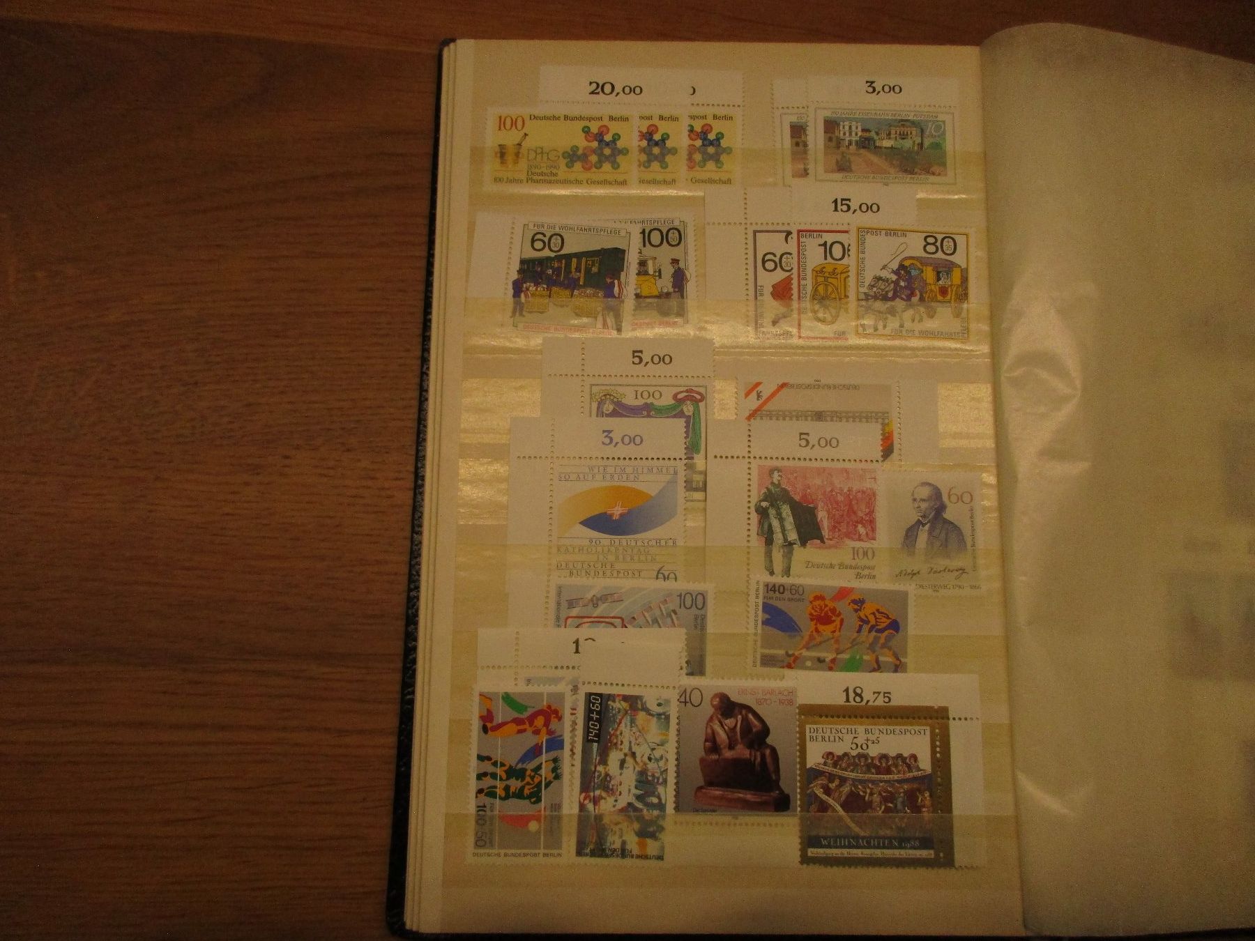 Tutti i francobolli: 180 Stück BRD mit Album – Nuovo (secondo la descrizione) da Niederwil AG venduto da Cembalo 2