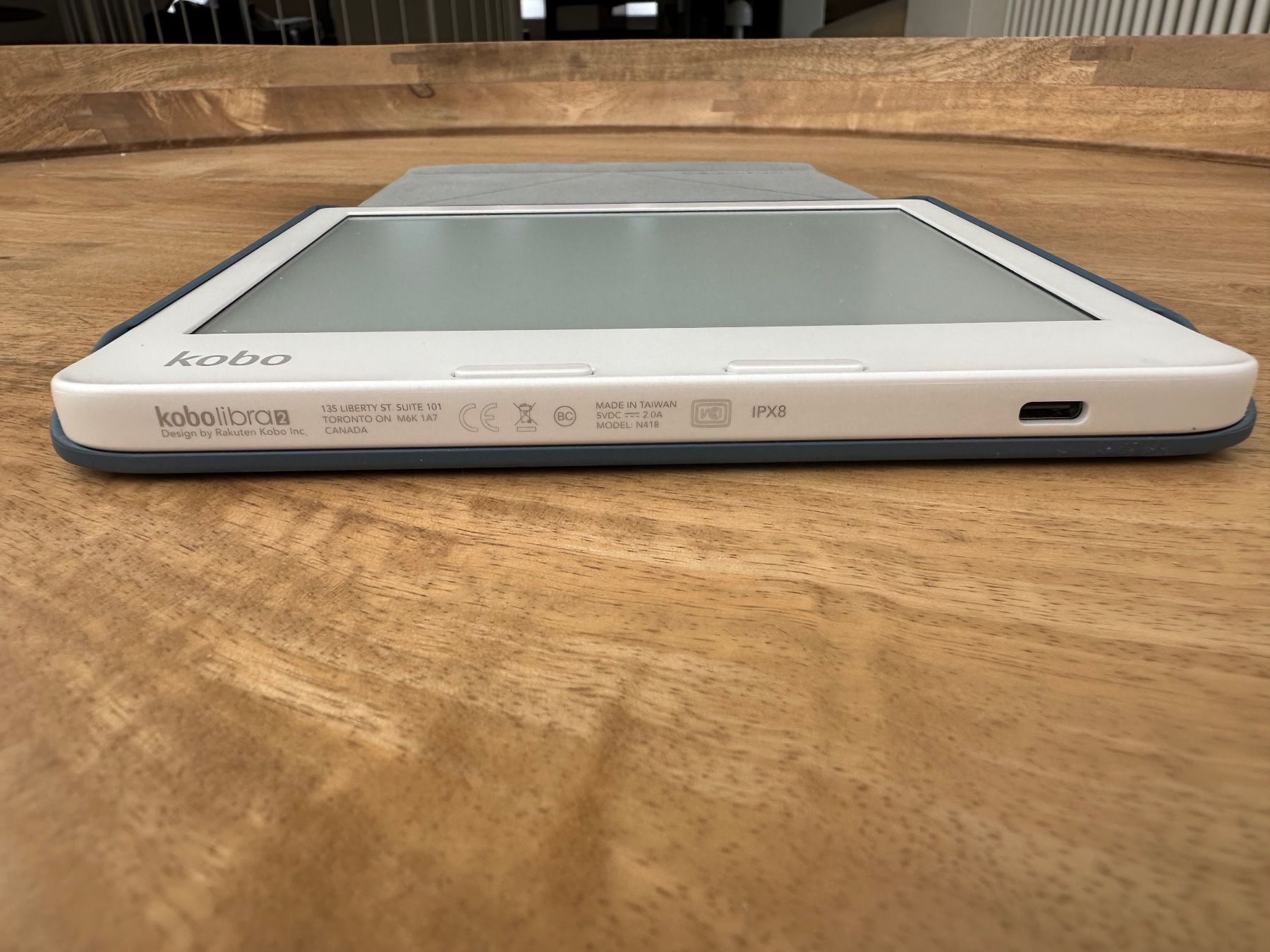 Kobo Tablet PC: E-Reader Rakuten Kobo Libra 2, weiss, 7 ", 32GB – Gebraucht aus Zürich von mat_m9ps 1