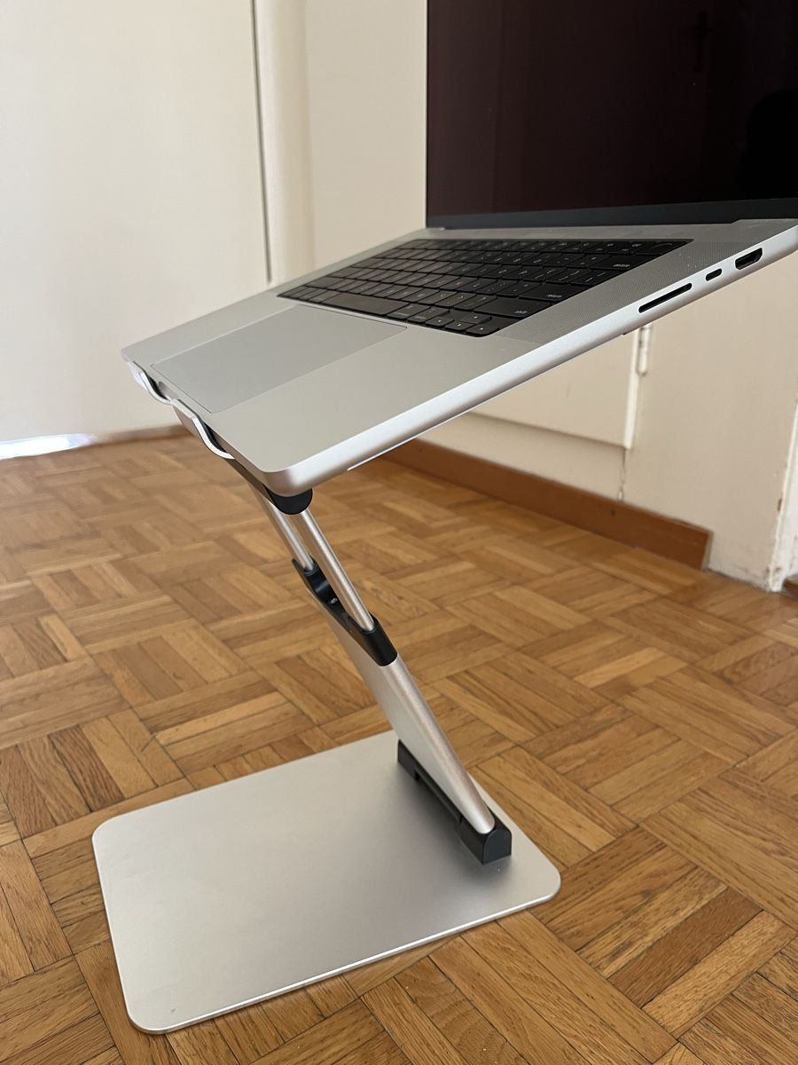 Racks & Cavalletti: Laptopständer Alu – Usato da Fribourg venduto da luy_bbb6 1