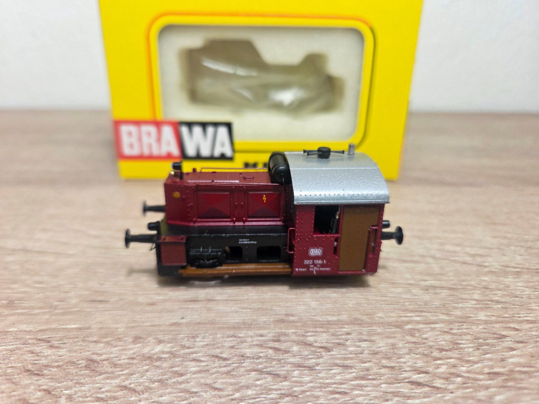 Brawa Modellini di ferrovie: Brawa 0472 Diesellok Köf H0 – Nuovo e nell'imballaggio originale da St-Aubin-Sauges venduto da Lo_Go