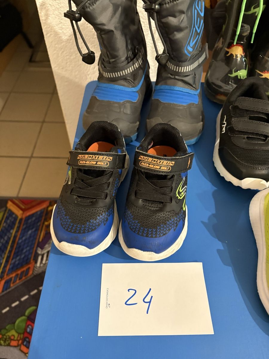 Scarpe per ragazzi: Scarpe bambino – Usato da Contra venduto da Bluma02 1