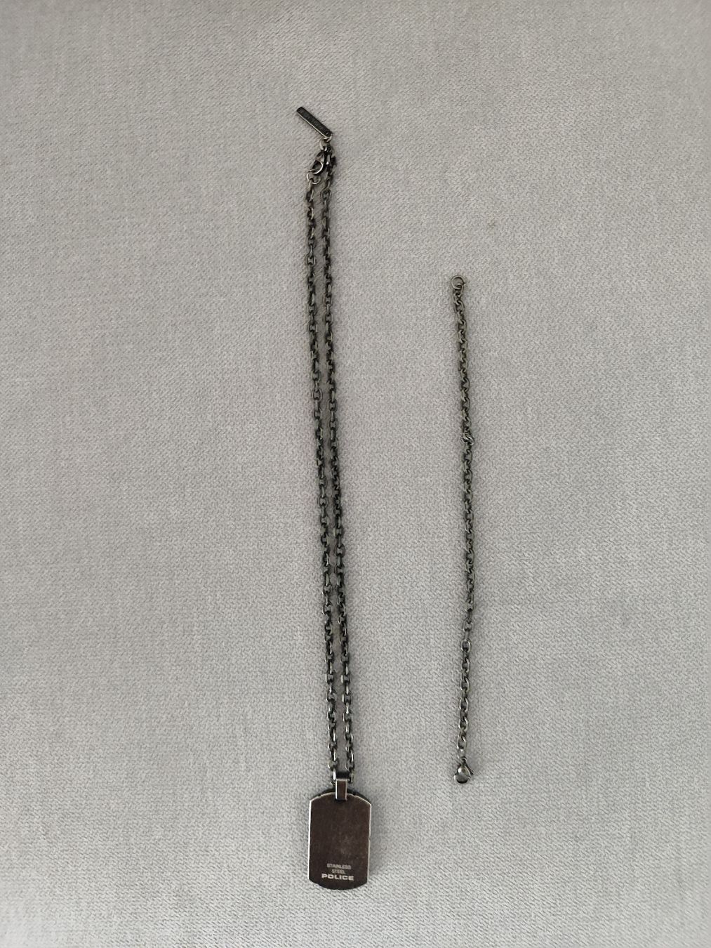 Catenine: Collier / chaîne Police  – Nuovo (secondo la descrizione) da Ursy venduto da Freeman-85 1