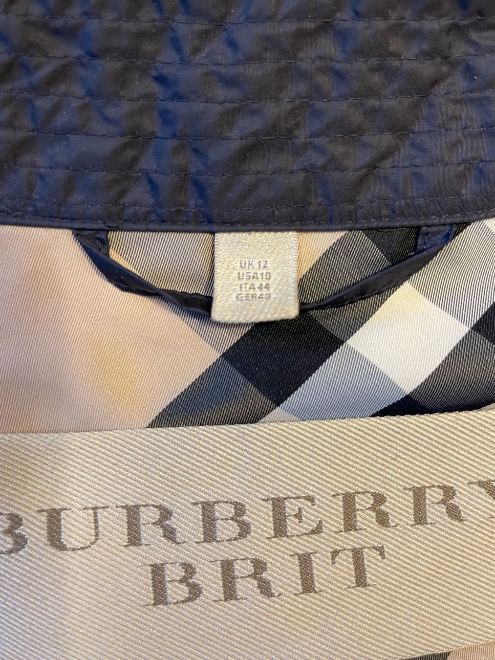 Burberry Giacche: Original Burberry Jacke – Usato da Ruggell venduto da expoli 6