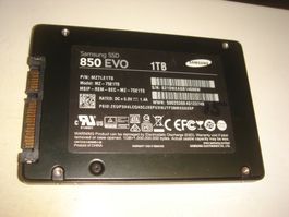 1TB ssd. Samsung 850 EVO. Details siehe Bildern.