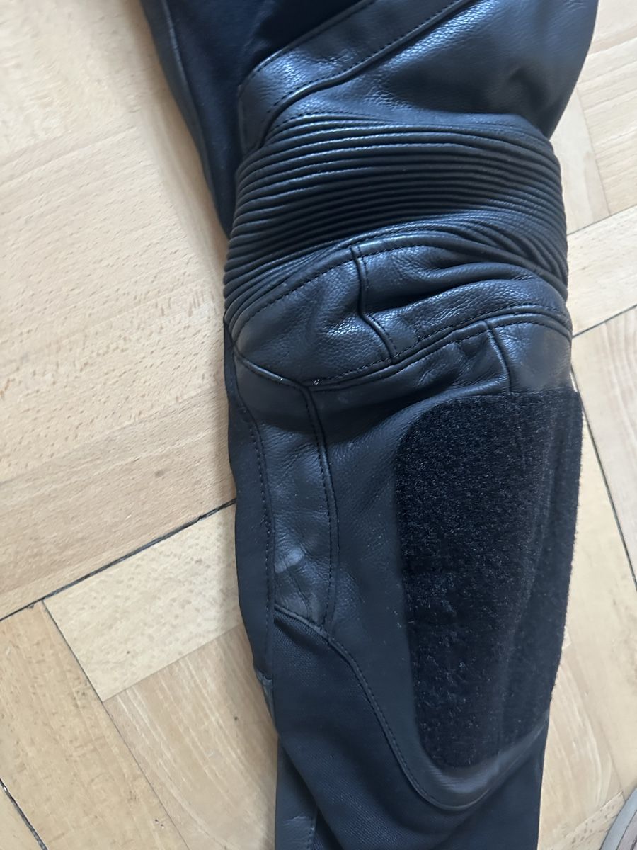Vanucci Pantaloni: Vanucci Leather Motorcycle Pants – Nuovo (secondo la descrizione) da Zürich venduto da chayen 3