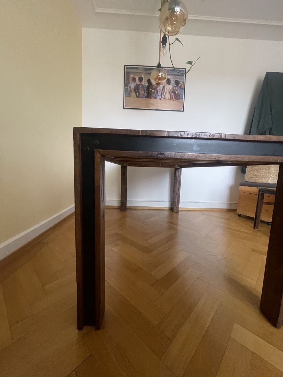 Conforama Tavoli: Esstisch aus Massivholz – Usato da Basel venduto da xensha 1