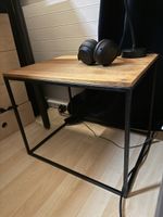 Beistelltisch / Nachttisch, Holz & schwarzes Metall, 51×40×4