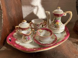 Dinette porcelaine Puppenstube Geschirr antik Miniatur