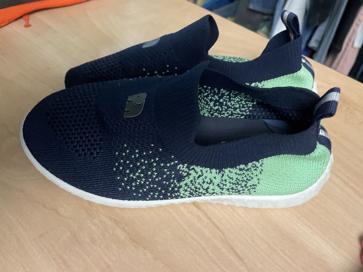 Elefanten Schuhe für Jungen: Elefanten Finken/Badeschuhe Gr.33 – Gebraucht aus Obergerlafingen von cabo4