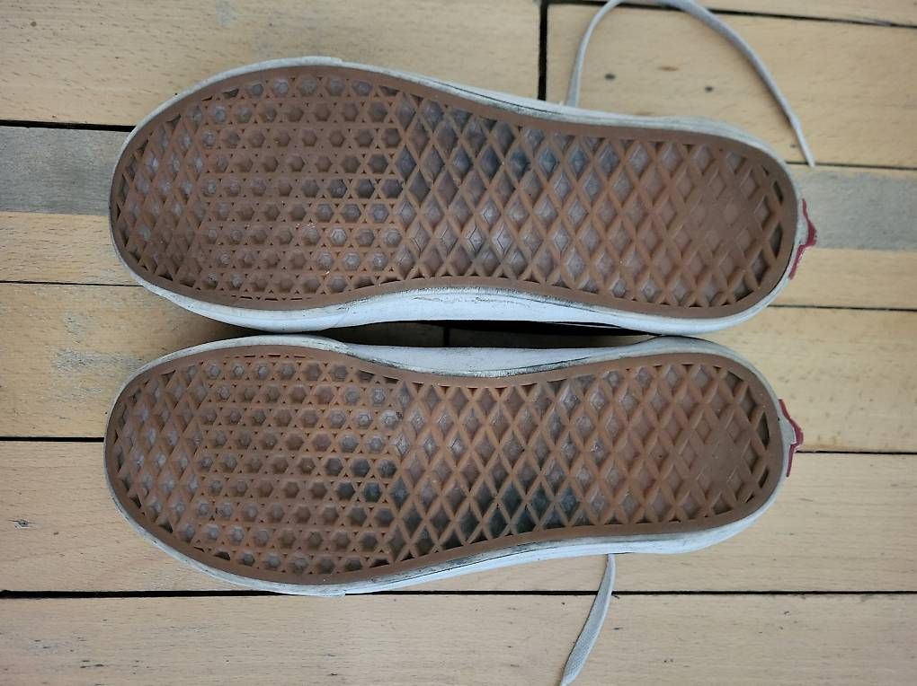 Scarpe da uomo: Vans 42 2/3 – Usato da Zürich venduto da nikostr 3
