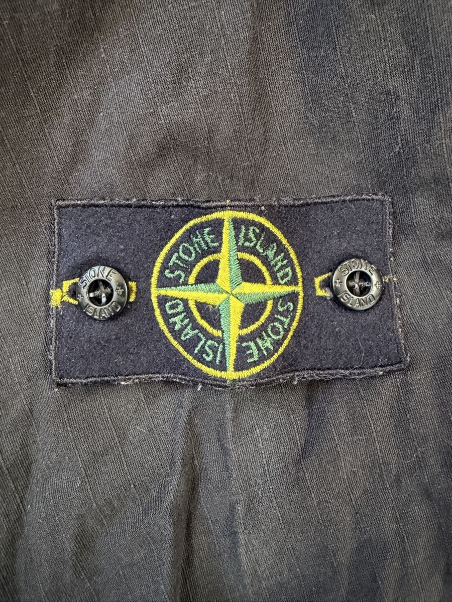 Stone Island Jacken: Stone Island Jacke  – Gebraucht aus Pfäffikon ZH von Nataliia. 2