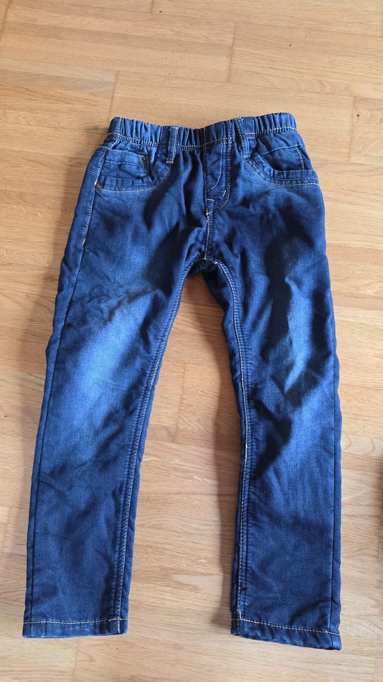 Pantaloni: Kinder Jeans blau mit elastischem Bund Grösse 122  – Nuovo (secondo la descrizione) da Wädenswil venduto da TanLag 1