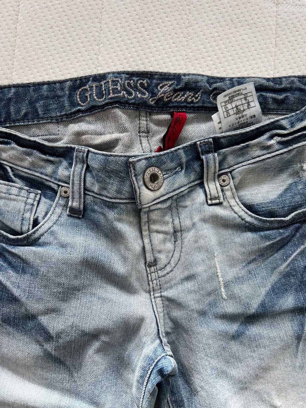 Guess Jeans: Neue Guess Jeans – Nuovo (secondo la descrizione) da Zürich venduto da Cdefinitiv 4