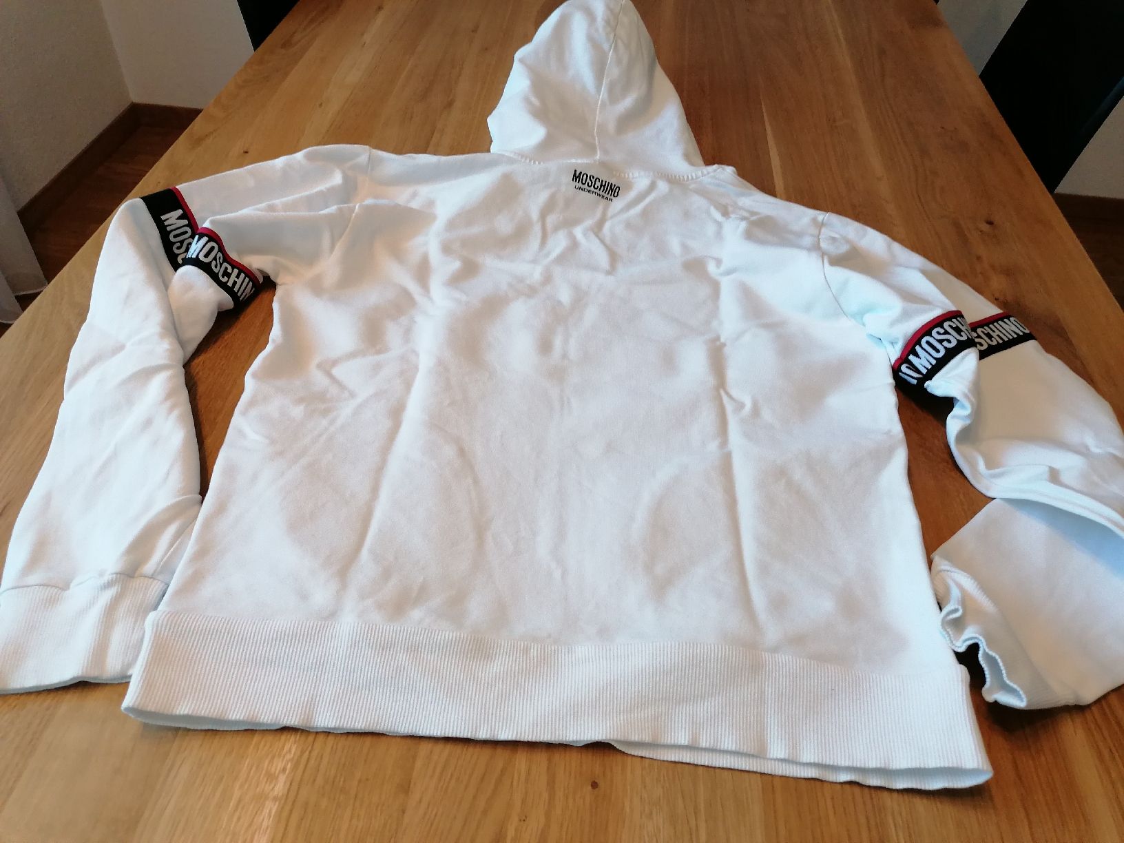 Moschino Pullover & Sweatshirts: Pullover Moschino  – Gebraucht aus Adliswil von Romanista1927 1