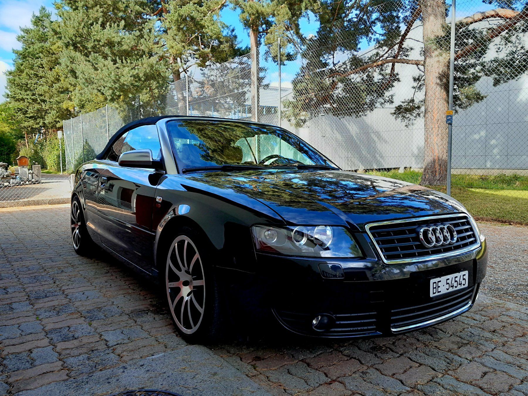 Audi Automobili: Audi A4 Cabriolet 3.0 V6 – Usato da Thun venduto da Dominic026