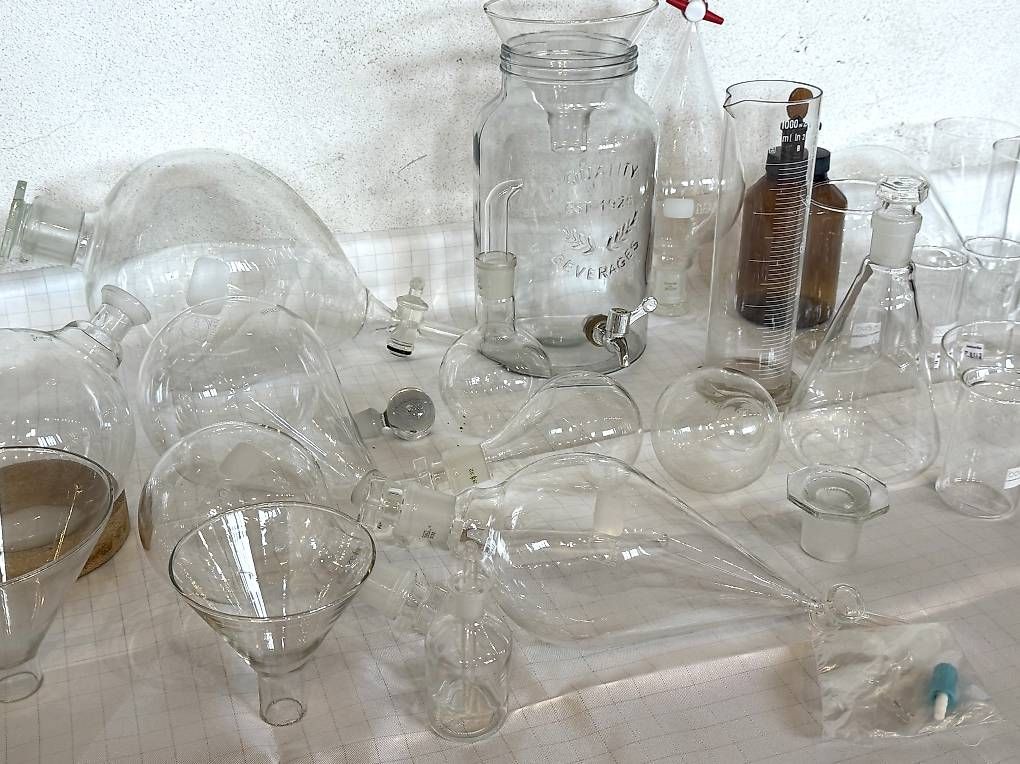 Gläser: Grosses Labor-Glaswaren Set, diverse Gefässe & Zubehör – Gebraucht aus Winterthur von Me_sell_buy 2