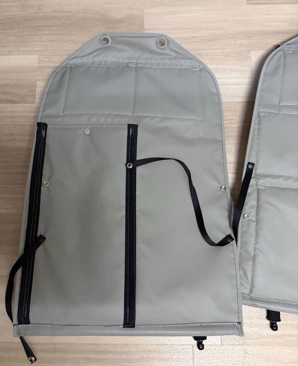 VW Autres accessoires pour camping: Camper Taschen Vordersitze VW Bus – D'occasion à Binningen par MichPam71 3