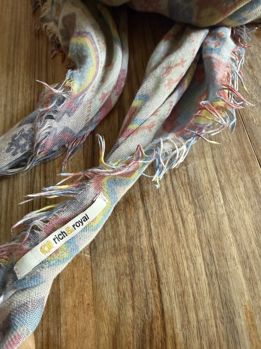 Foulard & Sciarpe: Sommerschal quadrat  – Usato da Zürich venduto da Mothai 1