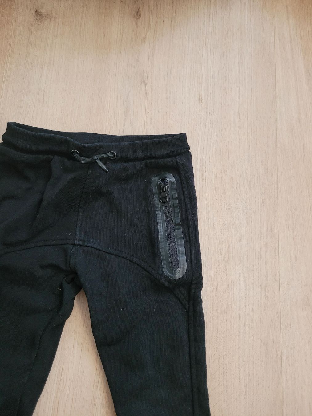 Pantaloni: Hose Gr. 104 – Usato da Lupsingen venduto da sta_wgg5 1