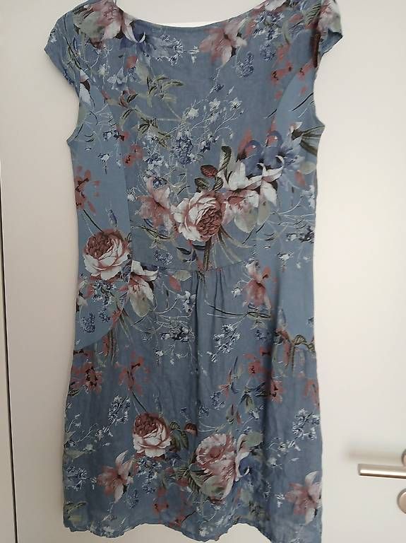 Kleider: Sommerkleid Gr. M – Gebraucht aus Flawil von August023