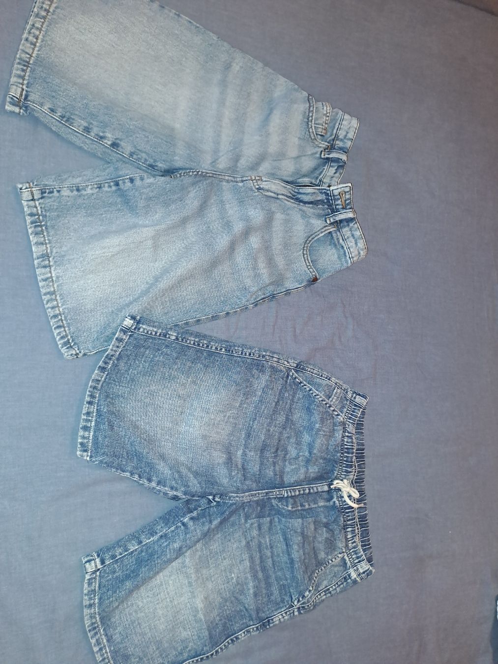 Hosen: kurze jeans hosen  – Gebraucht aus Gunzwil von silkemaria