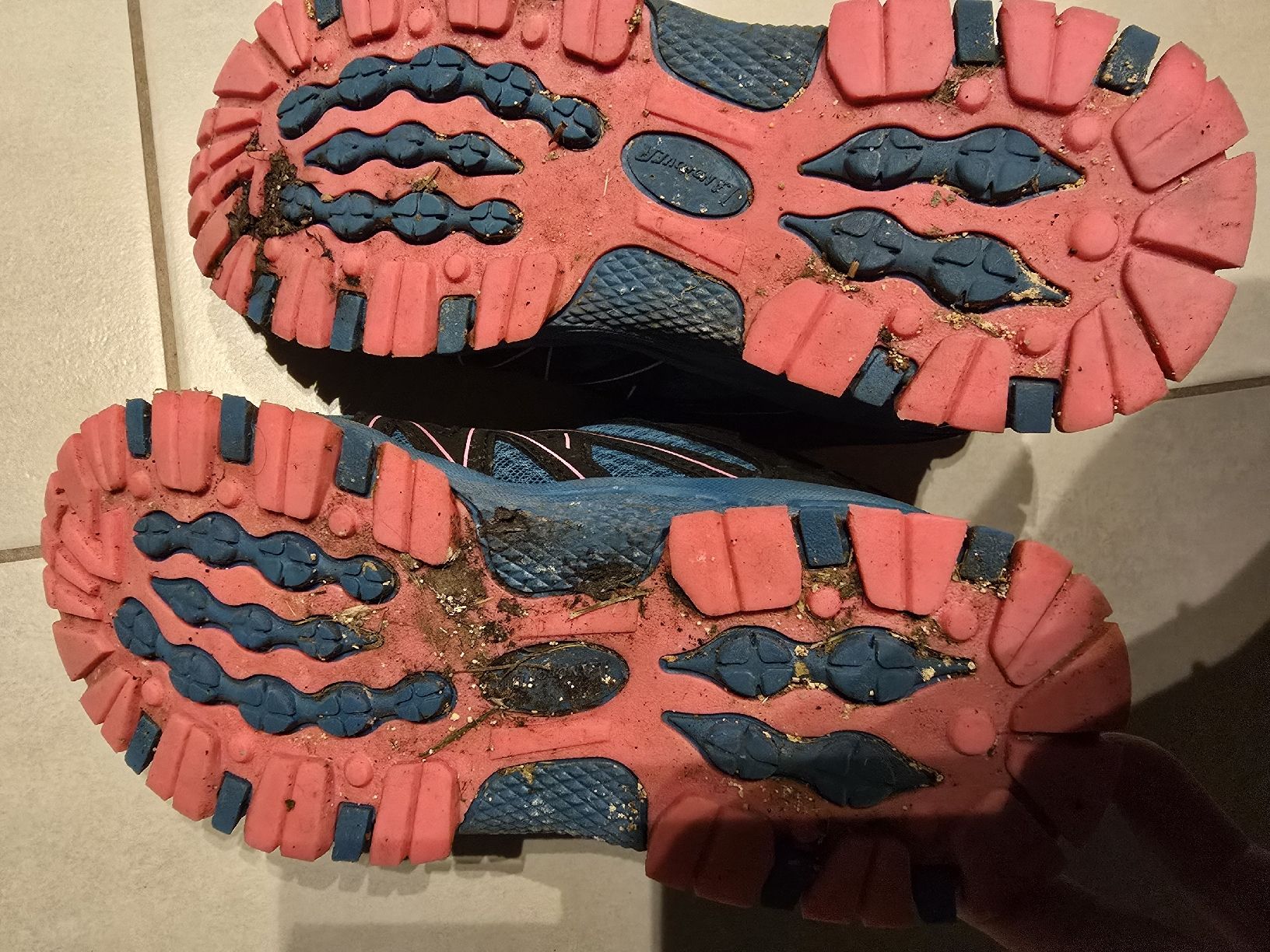 Scarpe per ragazze: Schuhe Gr 34 – Usato da Lostorf venduto da Venice16 1