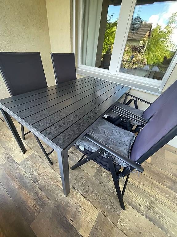 Tavoli: Gartentisch und 4 Stühle – Usato da Stetten AG venduto da eic_t5v2