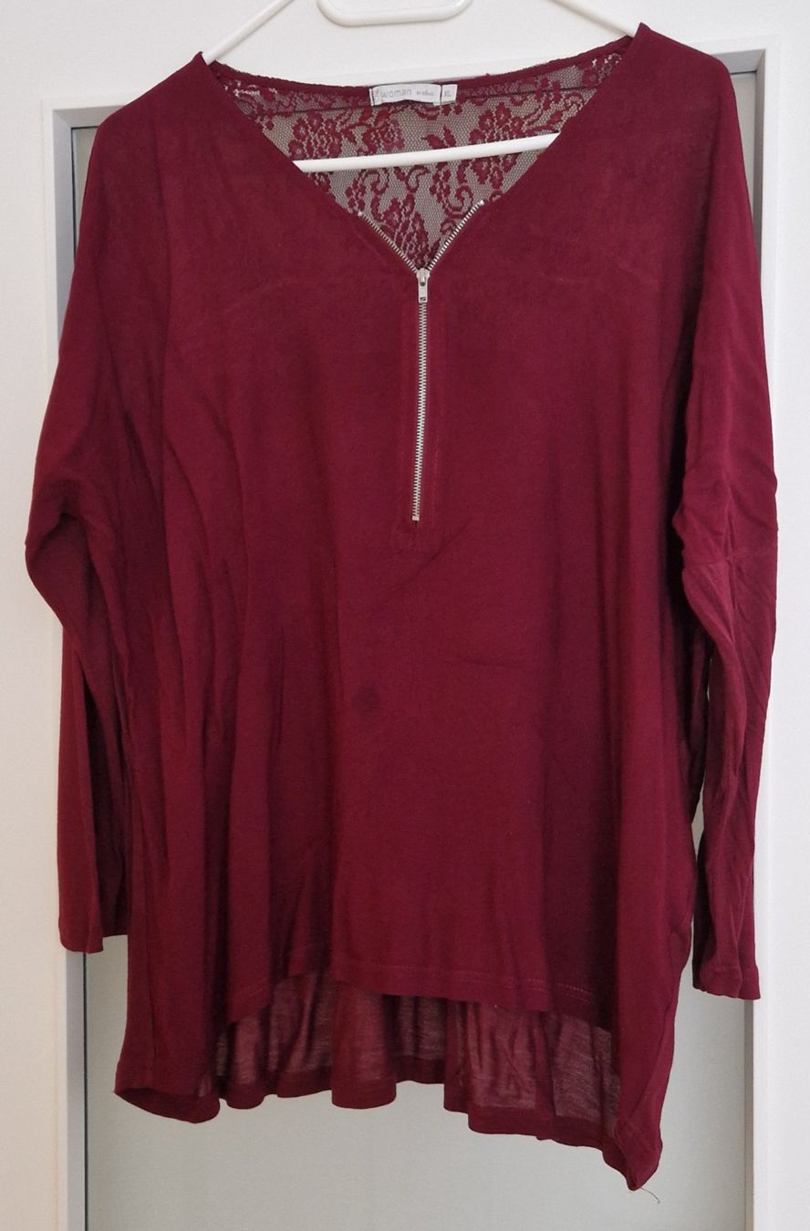 Top: Haut Grandeur XL – Usato da Couvet venduto da Pioune
