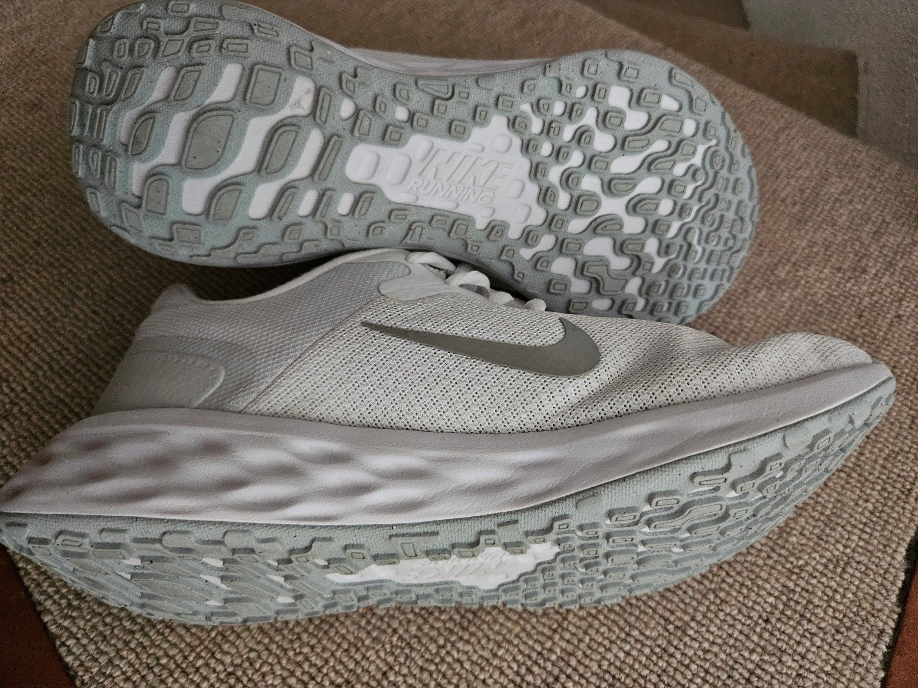 Nike Chaussures hommes: Nike Turnschuhe 40 – D'occasion à Hünenberg par lexli06 2