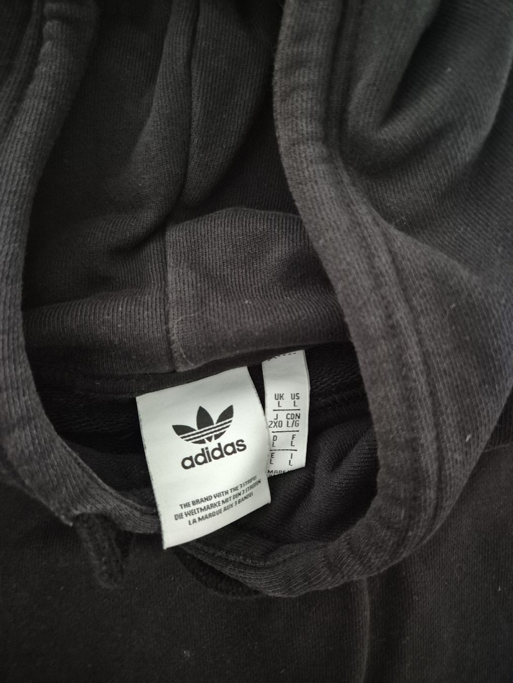 Adidas Maglioni & Felpe: Schwarzer Adidas Hoodie – Usato da Schlieren venduto da nat_76vd 1