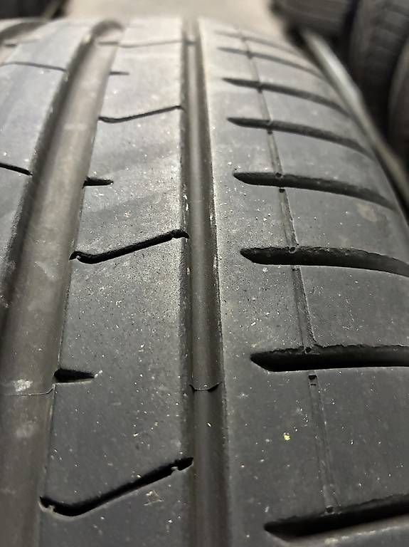 Altro in Scrittura & Disegno: Sommerreifen Pirelli 235 50 19 – Usato da Neuenhof venduto da Gt5.Performance_ 3