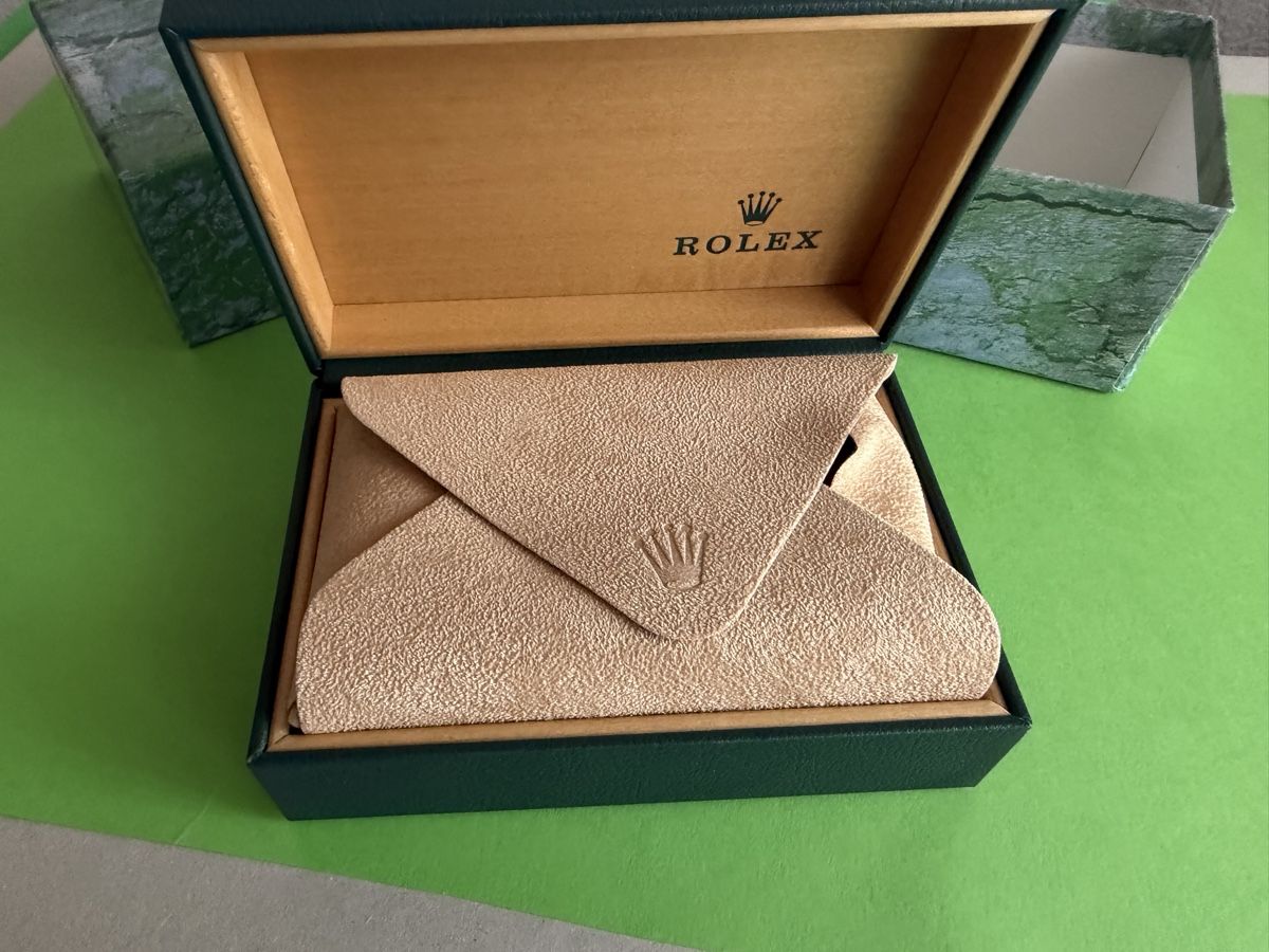 Rolex Orologi: Rolex Box model 68.00.08 – Usato da Bassecourt venduto da 59.00chf