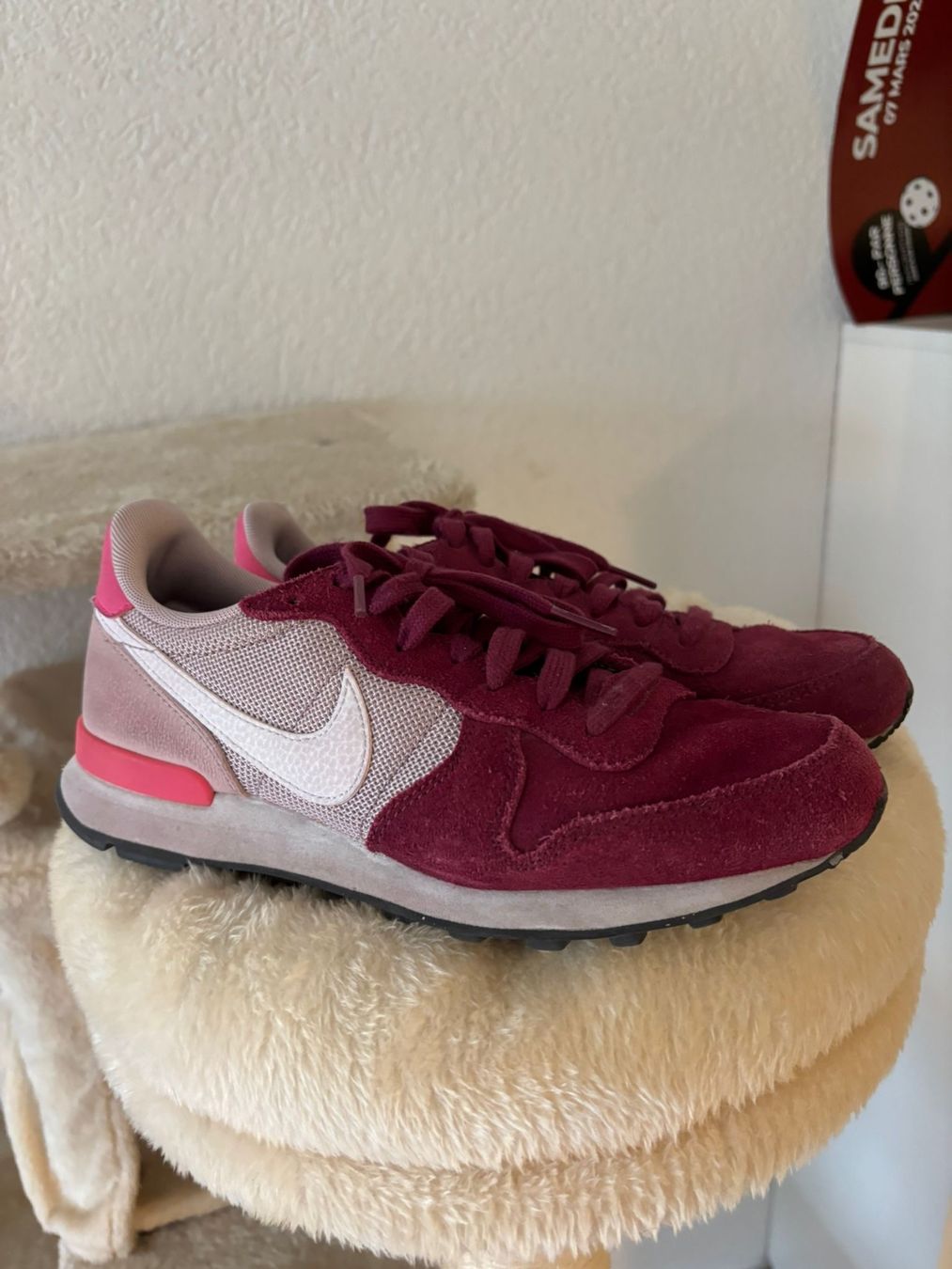 Nike Scarpe da donna: Baskets Nike – Usato da Saxon venduto da Nzo 1
