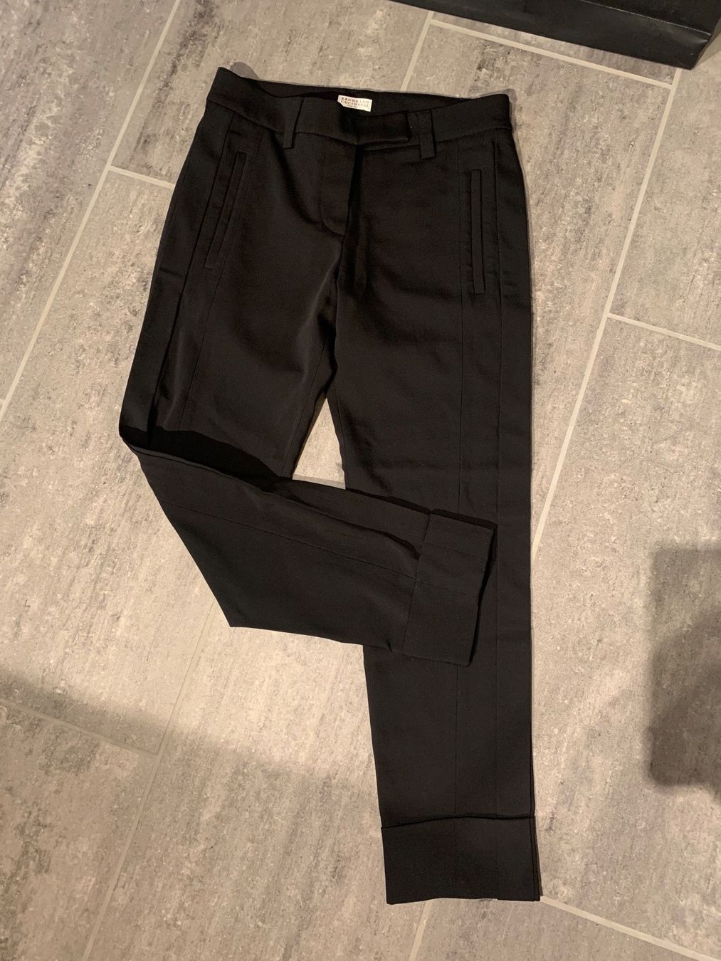 Brunello Cucinelli Pantaloni: schwarze Hose Brunello Cucinelli – Nuovo (secondo la descrizione) da Zell LU venduto da AliAli24 3