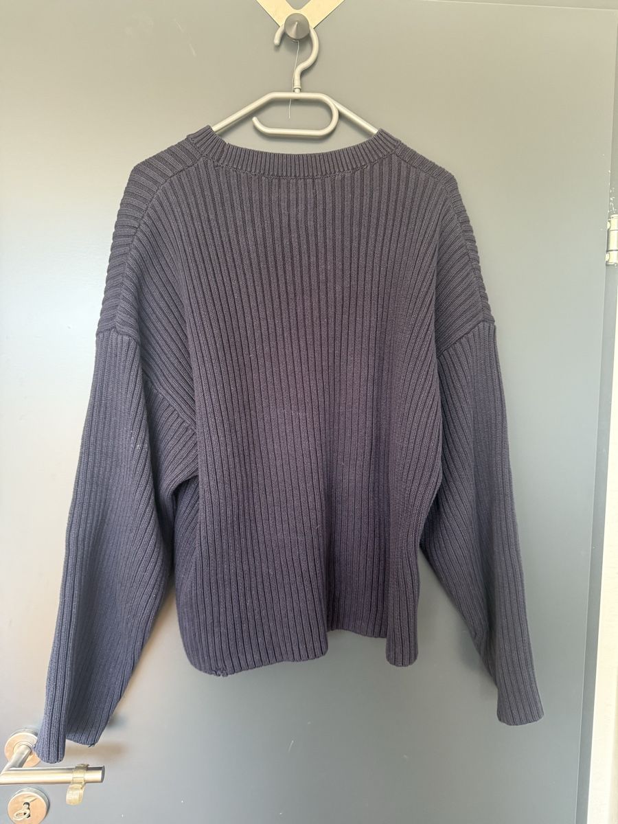 Weekday Maglioni & Felpe: Weekday Baumwollpullover dunkelblau – Nuovo (secondo la descrizione) da Altstätten SG venduto da noa_cg9g 1
