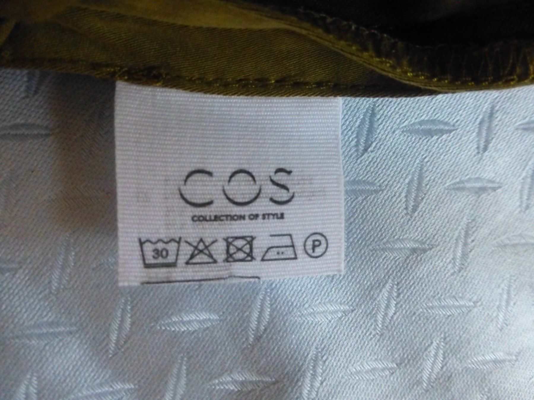 Robes: Damenkleid von Cos Gr. 38 – D'occasion à Würenlingen par drago56 5
