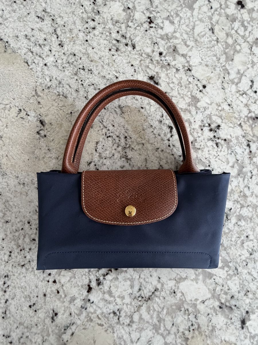 Longchamp Sacs femmes: Longchamp Le Pliage Original Navy Medium Handbag – Excellent – Neuf (Voir description) à Dübendorf par gozdikov 2