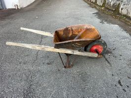 Robuste Schubkarre "Pnell perfects" für den Garten!
