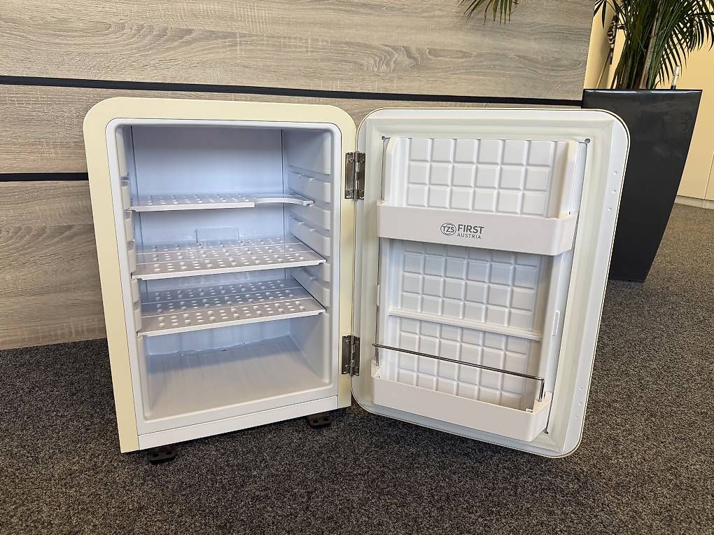 Frigoriferi: Kühlschrank 40L Retro – Usato da Zug venduto da fic_nps7 4