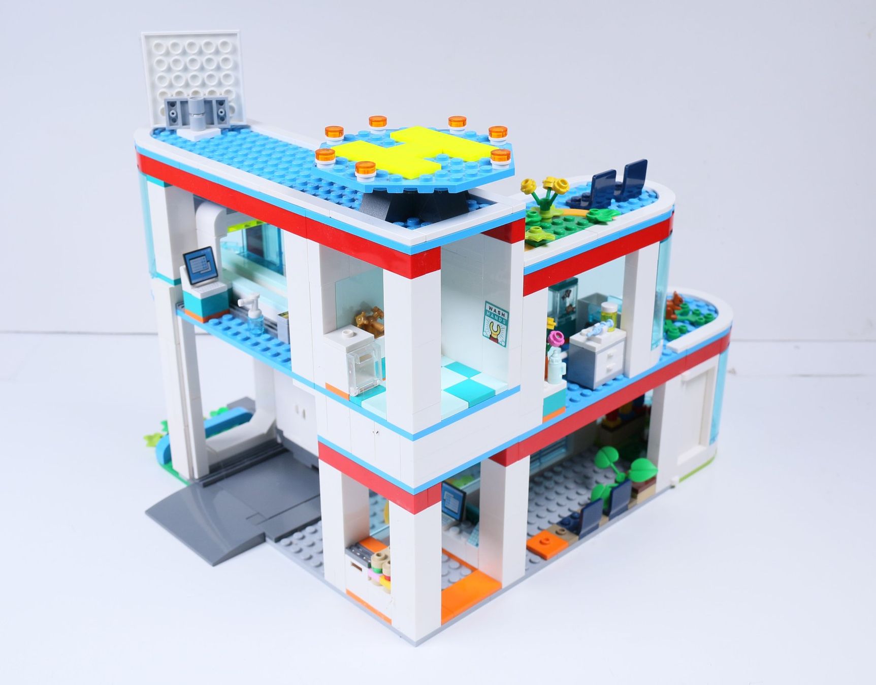 Lego Baukästen: Lego City Krankenhaus 60330 – Gebraucht aus Hettlingen von Scholi99 3