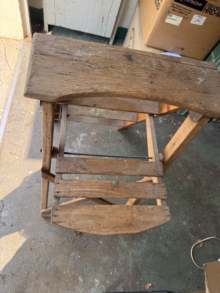 Scale: Escabeau ancien en bois  – Usato da Veyrier venduto da kimedovapa 1