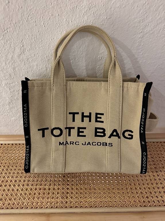 Taschen für Damen: Marc Jacobs Tote Bag  – Gebraucht aus Rümlang von des_qg77 2