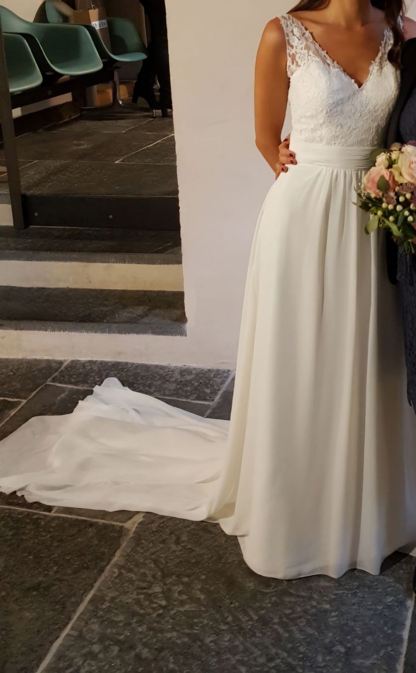 Kleider: Hochzeitskleid Gröss 34 ~ 36 – Gebraucht aus Bönigen von Def_Jam 5