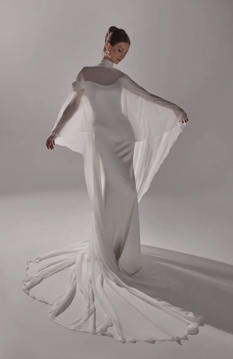Autres vêtements femmes: Bridal cape – Neuf avec emballage d'origine à Fribourg par JujuZ