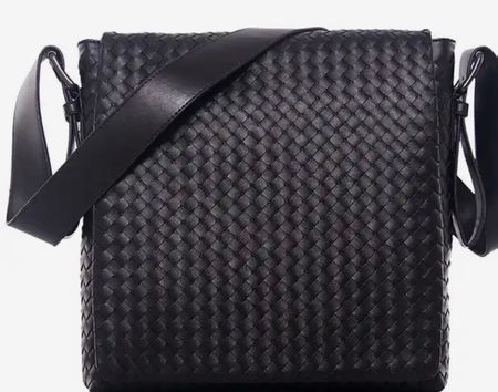Tolle Herren Umhängetasche 31x31x8 schwarz pu Leder