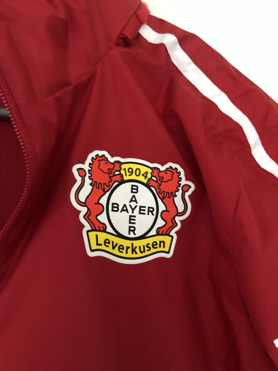 Giacche: Trainingsjacke Bayern Leverkusen – Usato da Basel venduto da Kalleskaviar 1