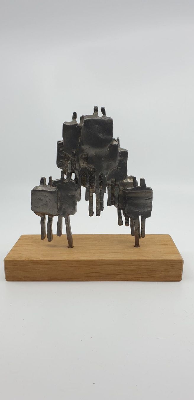 Skulpturen & Statuen: Skulptur – Gebraucht aus Emmen von  2