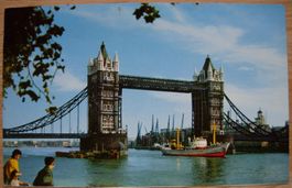 Ansichtskarte ungelaufen - Tower Bridge London mit Schiff