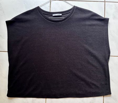 Zara black cropped top Size M