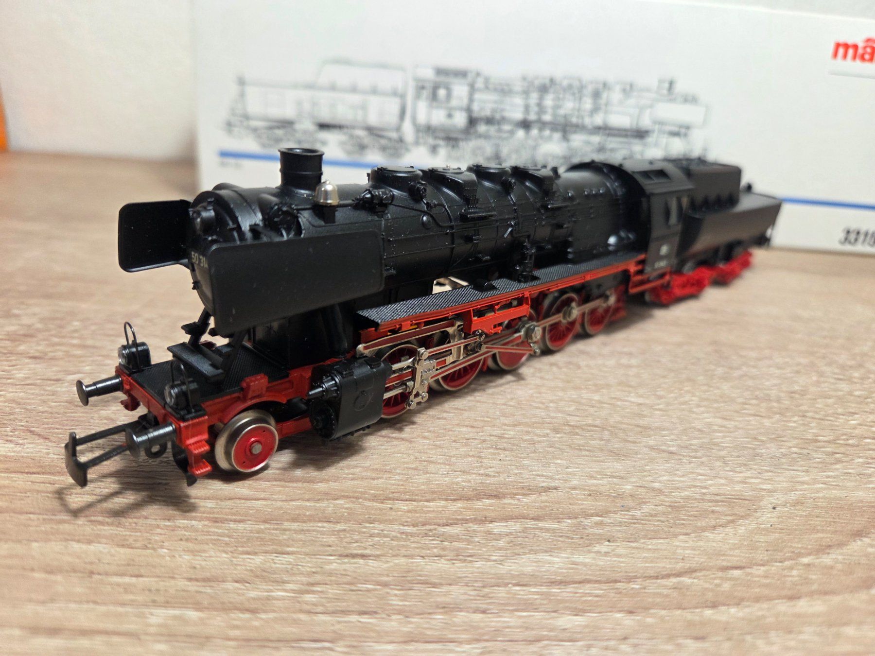 Märklin Modelleisenbahnen: Märklin 3315 Dampflok BR 50 DB H0 – Gebraucht aus St-Aubin-Sauges von Lo_Go 2